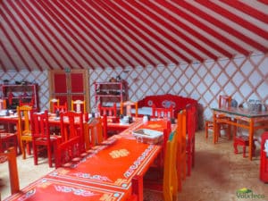 Yourte mongole parc Planète Sauvage