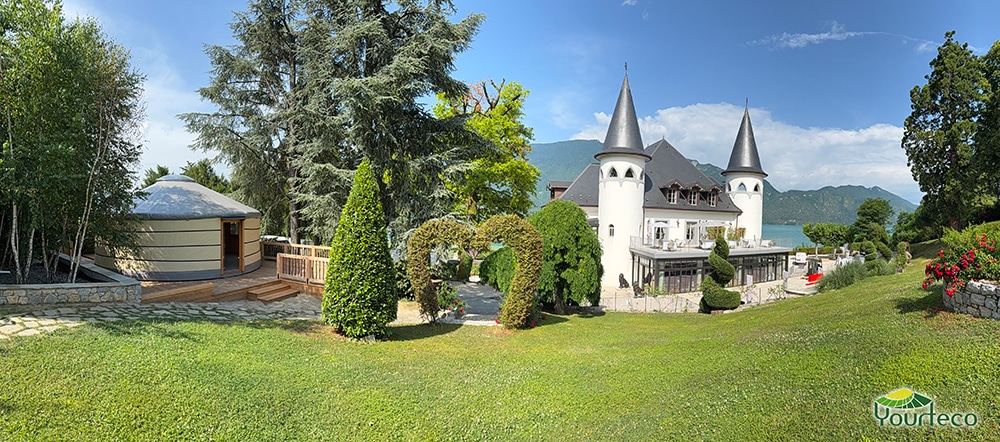 Moderne holzjurte park schloss