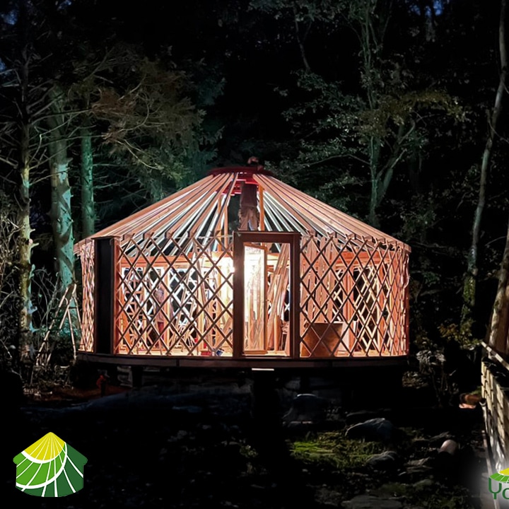 Glamping in UK with Yourteco