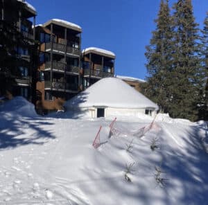 La yourte ERP yourteco don't la structure est calculé pour resister à la haute montagne.