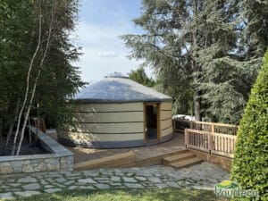 Magnifique yourte ERP aux normes anti feu pour l'accueil de public