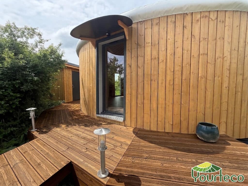 Yourte bardage en bois